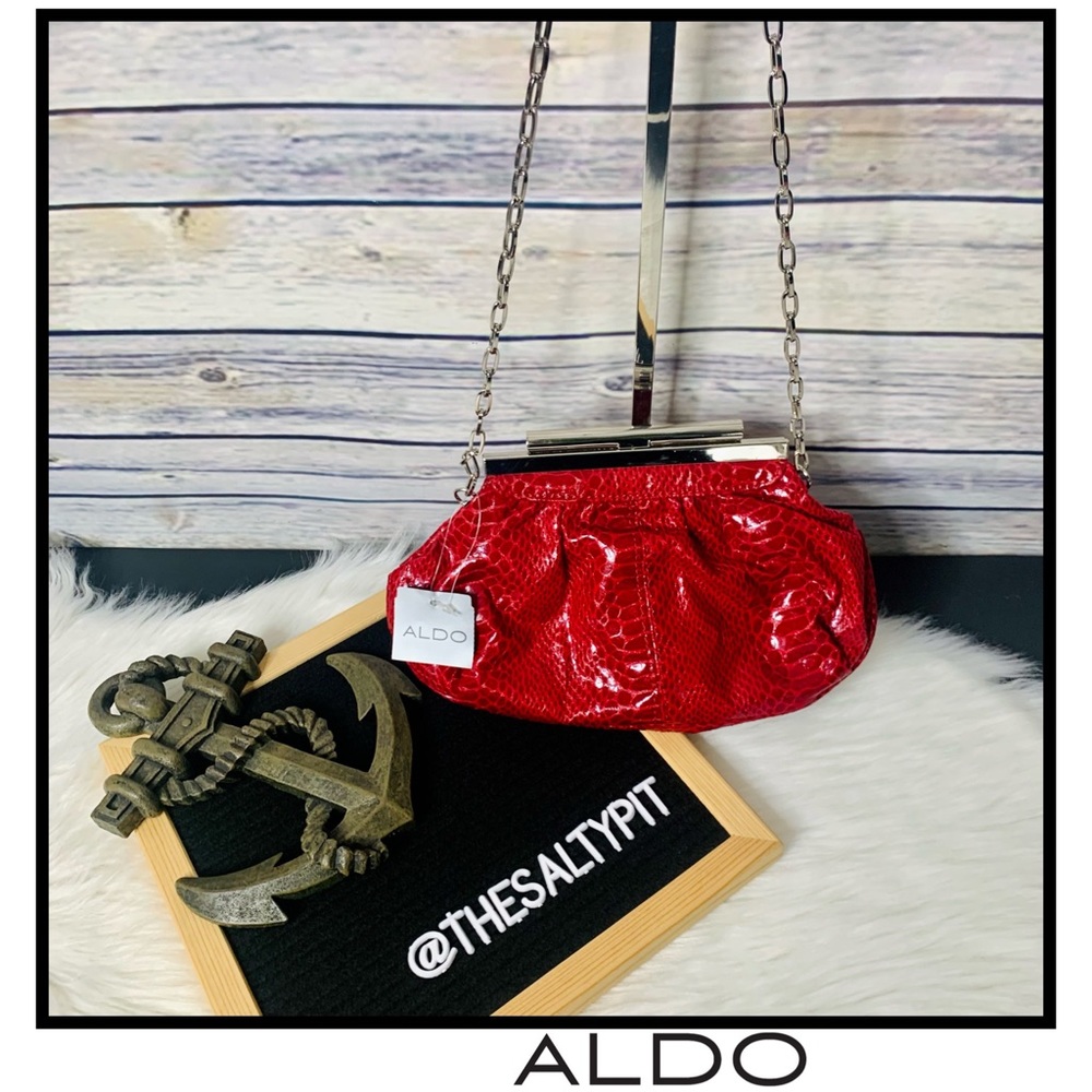 NWT Aldo Faux Vegan Snakeskin Clutch with Chain